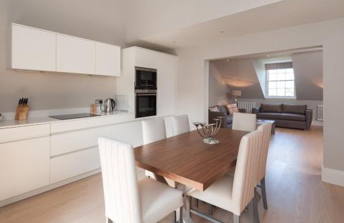 New Town Apartment | Destiny Scotland - Q-Residence