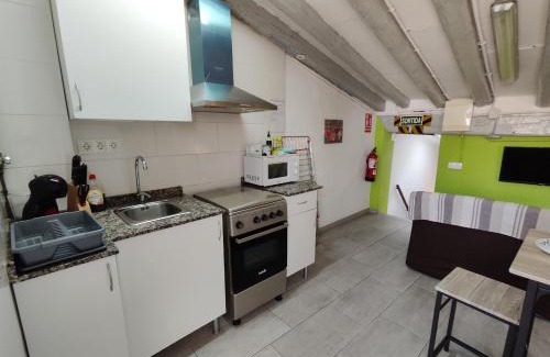 Reus Apartment | Desvan en edificio del siglo XVIII