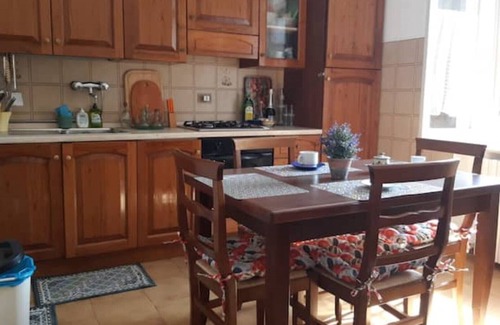 Passignano sul Trasimeno House | Detached house with garden