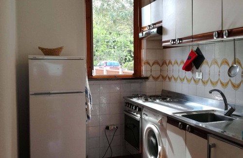 Portoferraio House | Detached cottage with fenced garden