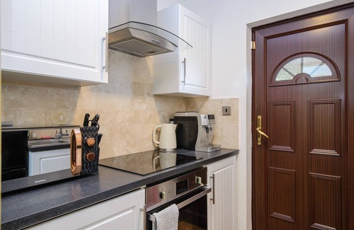 Howlett End House | Detached Forest Setting Bungalow