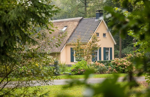 Hooghalen House | Detached home with dishwasher, in a nature reserve
