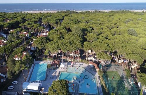 Lido di Spina House | Detached mobile home with terrace near the sea on the Adriatic coast
