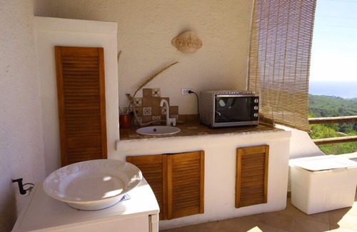 Eden Rock Villa | Detached Sardinian villa with uninterrupted panoramic sea views in Eden Rock