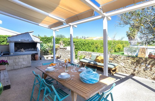 Alghero House | Detached villa 3km from the beach with pool, 4 bedrooms 3 bathrooms 2 kitchens