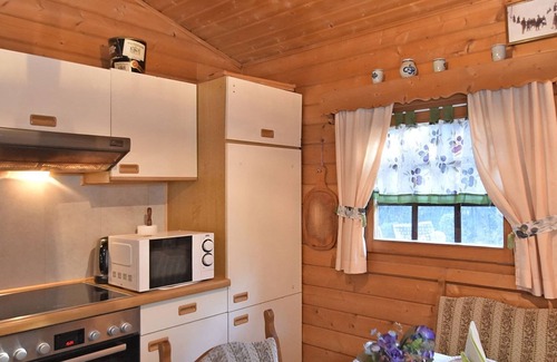 Battenhausen House | Detached wooden house with fireplace and large garden near Bad Wildungen