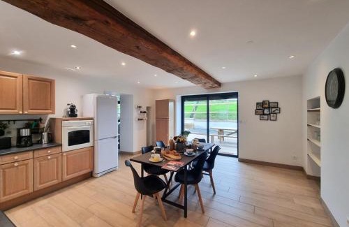 Pouilly-les-Feurs House | Deux Gîtes Accueillants avec Wifi et Animaux Admis - FR-1-496-344