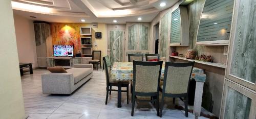 Four Bungalows Apartment | Dev's Garden view single family apartment