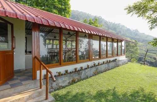 Coonoor Cottage | DEVASHOLA HOMESTAY
