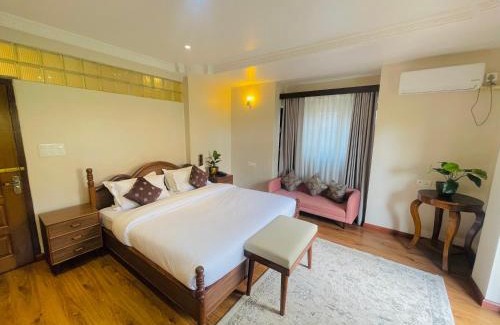 Burhanilkantha Hotel | Devi Aura Villa