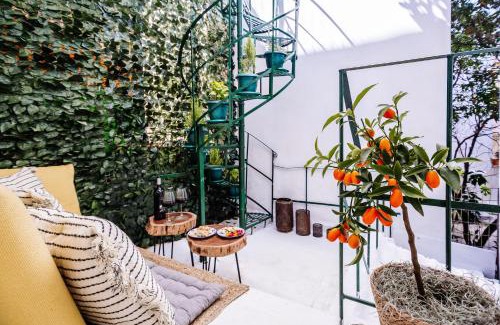 Zakynthos Town Apartment | Deviazi 4 - Charming Apartment for 2 in the Heart of the City-5 Minutes from the beach By Villa Mana Gers