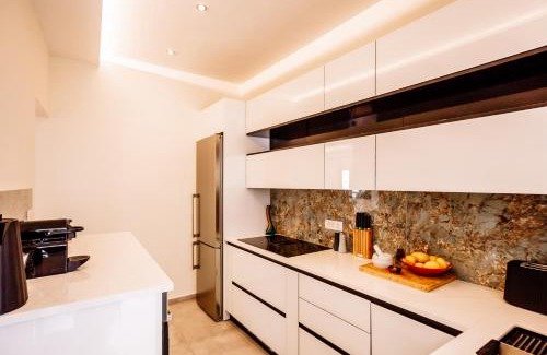 Zakynthos Town Apartment | Deviazi 4 - Charming Apartment for 2 in the Heart of the City-5 Minutes from the beach By Villa Mana Gers
