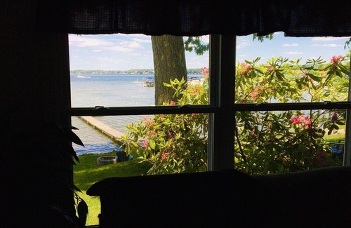 Manitou Beach-Devils Lake Cottage | Devils Lake Water Front Vacation Home Rental.