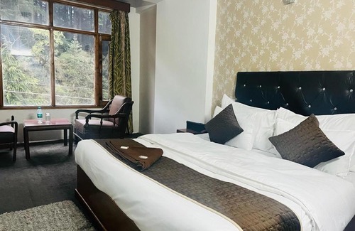 Manali Hotel | Devlok Resort - by DLS