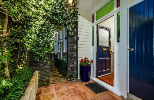 Stanley Point House | Devonport Harbour View