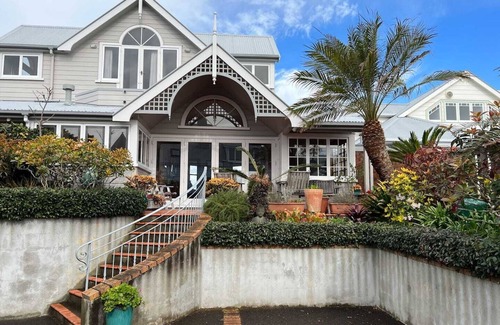 Devonport House | Devonport Waterfront Position