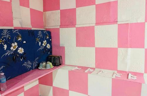 Butuan House | Deyo Guest House Room Pink