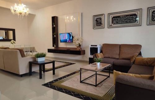 Gelang Patah House | Dhana Palace Homestay Gelang Patah