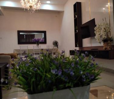 Gelang Patah House | Dhana Palace Homestay Gelang Patah