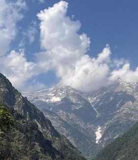 Dharamshala House | Dhauladhar Eternals