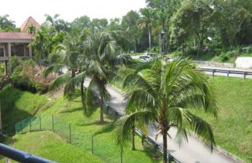 Taman Haji Zainal Apartment | Dhomestay Seaview Apartment