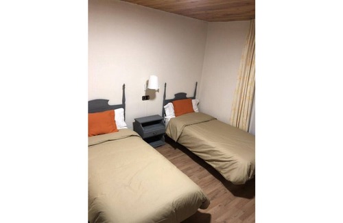 Puigcerda Bed & Breakfast | Di Verena - Two people (single beds) and private bathroom nr 37