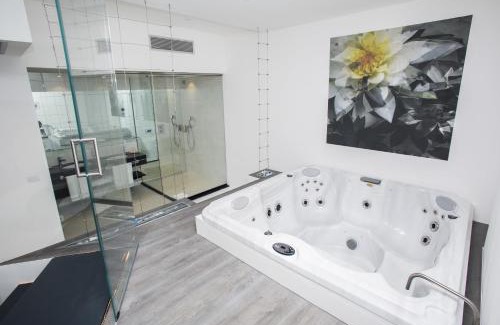 Collegno Hotel | Diamante MHotel