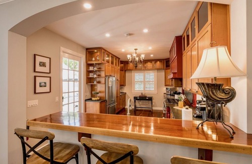 Truman Annex House | *DIAMOND GIRL @ THE ANNEX* Elegant Private Home & Pool + LAST KEY SERVICES…