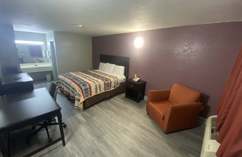 Forrest City Hotel | Diamond Inn