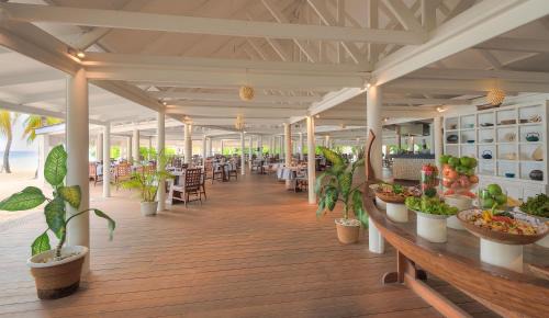 Athuruga Island Resort | Diamonds Athuruga Maldives Resort & Spa