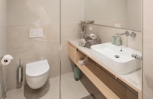 Lana Apartment | Dianthus Apartment