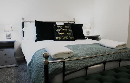 Didcot Apartment | Didcot - Private Flat with Garden & Parking 08
