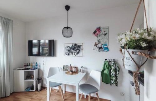 Outer Neustadt Apartment | Die kleine „Louise“ in der Neustadt mit Tiefgarage