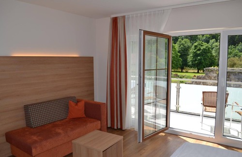 Forchtenberg Hotel | Die Krone am Fluss - Landhotel Sindringen