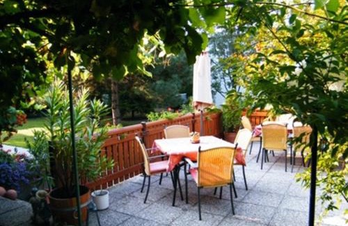 Podersdorf am See House | Die Pension Reeh