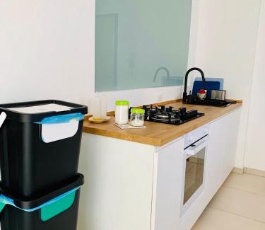 Scoglitti Apartment | DIECI E modern sea apartment
