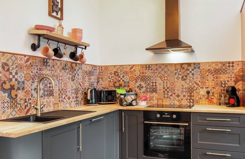 Maidstone Cottage | Diesel's Desirable Den - UK36786