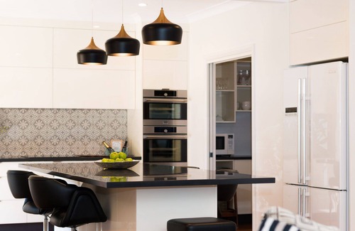 Coffs Harbour House | Diggers Beach Cottage, Coffs Harbour - Family Friendly, Terrific Location