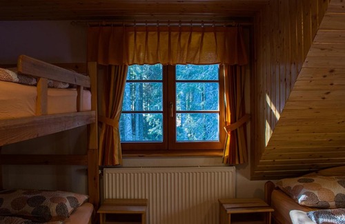 Goreljek Apartment | Digital Detox Chalet Pokljuka