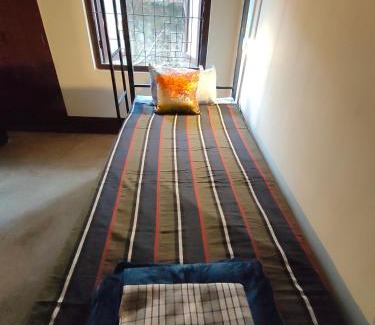 Beltola Hotel | Dillen's Backpackers Inn