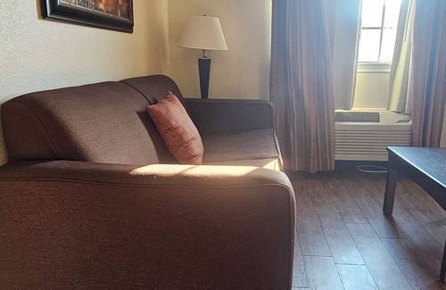 Dilley Hotel | Dilley Motor Inn