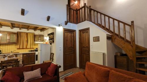 Distomo-Arachova-Antikyra Ski Chalet | Diminio 3 Whole House - Chalet