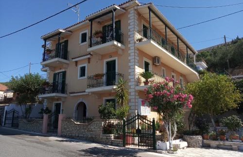 Argostoli Apartment | Dimitra's Comfort Apartment