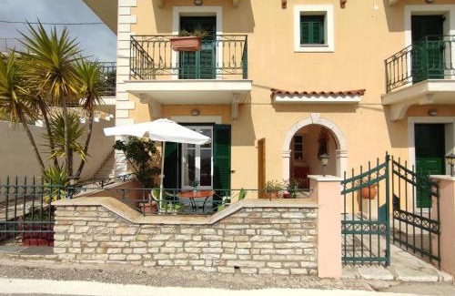 Argostoli Apartment | Dimitra's Homey Apartment