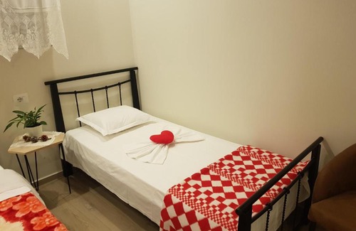 Permet House | Dimitri Guest House
