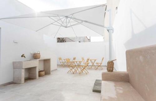 Felline House | Dimora dei maestri Intera struttura