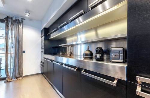 Alba Apartment | Dimora Einaudi - Two Bedroom Apartment, Sleeps 4