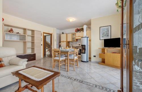 Ponte Arche Apartment | Dimora Fucine 33 - Casa Doppia