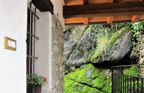 Bard Apartment | Dimora Gilles at the foot of the Bard Fortress in the Aosta Valley