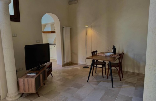 Centro Storico Apartment | Dimora Louise by Symphonya Rentals